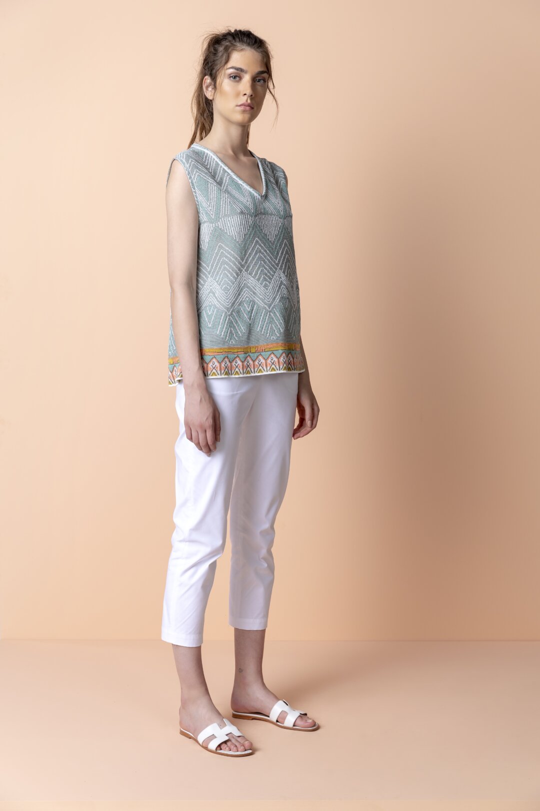 Brocade Pullover, V Neck