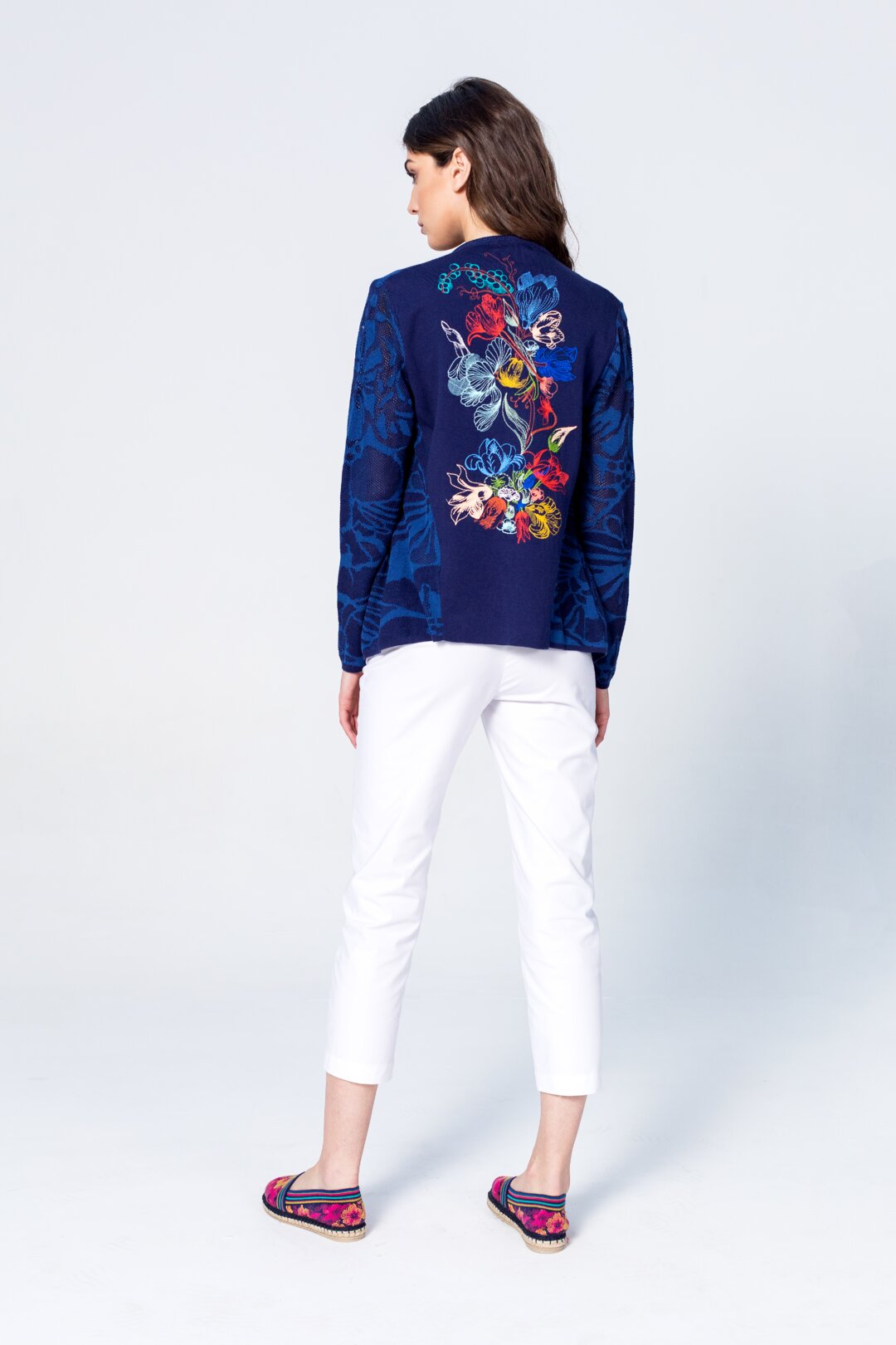 Cardigan mit Stickereien