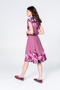 Kleid mit Intarsienmuster
