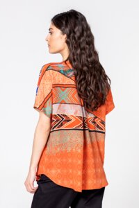 Bluse in geometrischem Muster