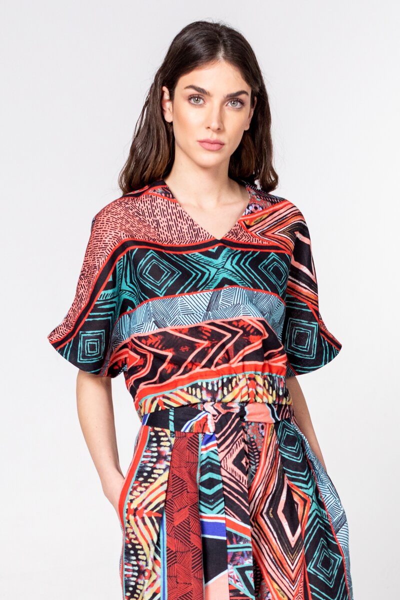 Bluse in geometrischem Muster