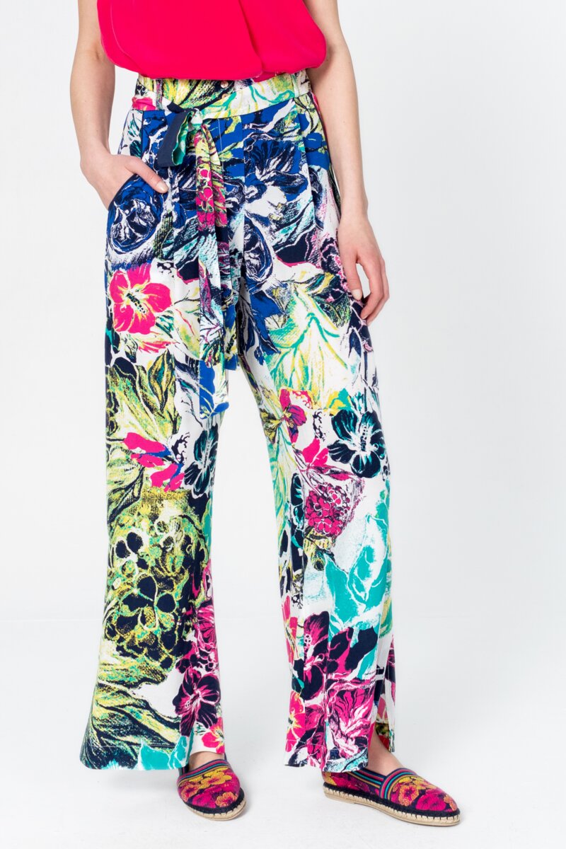 Pantalone sa Cvetnim Motivom