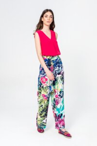 Pantalone sa Cvetnim Motivom
