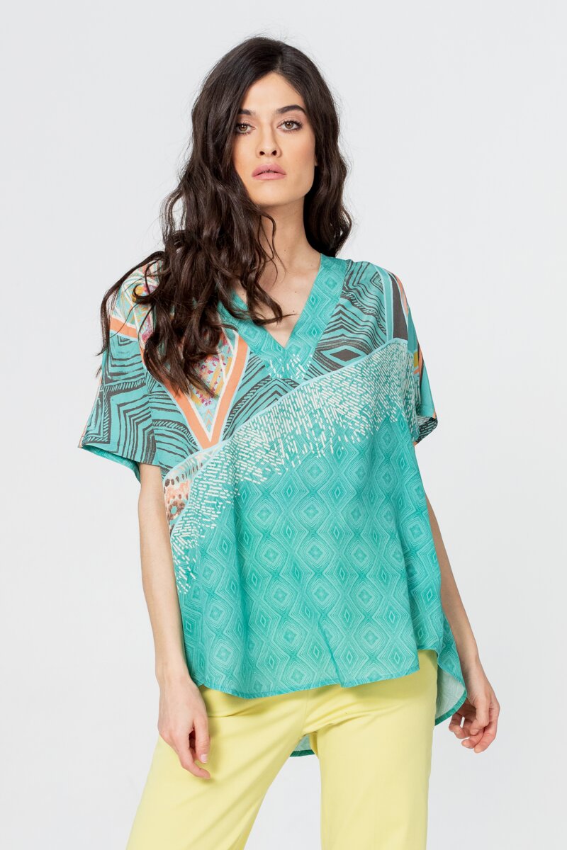 Bluse in geometrischem Muster