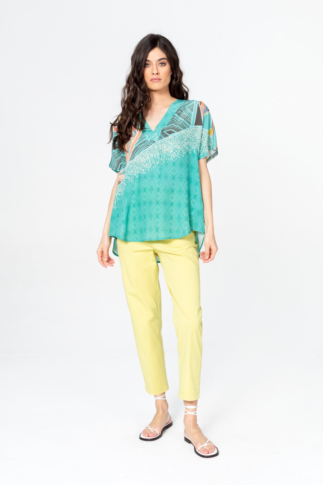 Bluse in geometrischem Muster