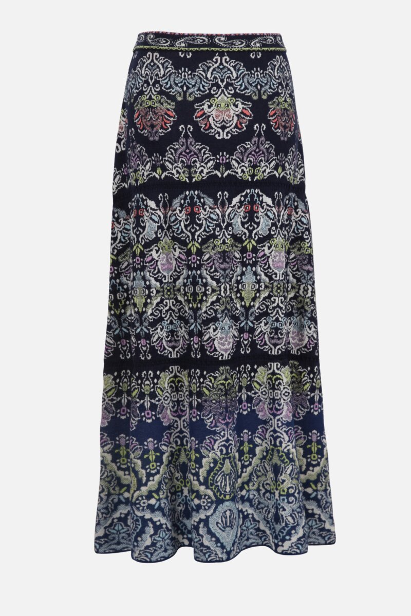 Duga Suknja, Boho Motiv