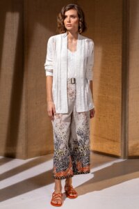 Einfarbiger Cardigan mit Strukturmuster