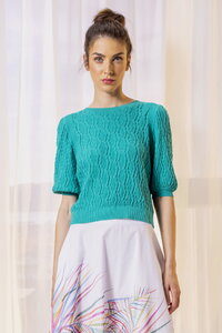 Einfarbiger Pullover mit Strukturmuster