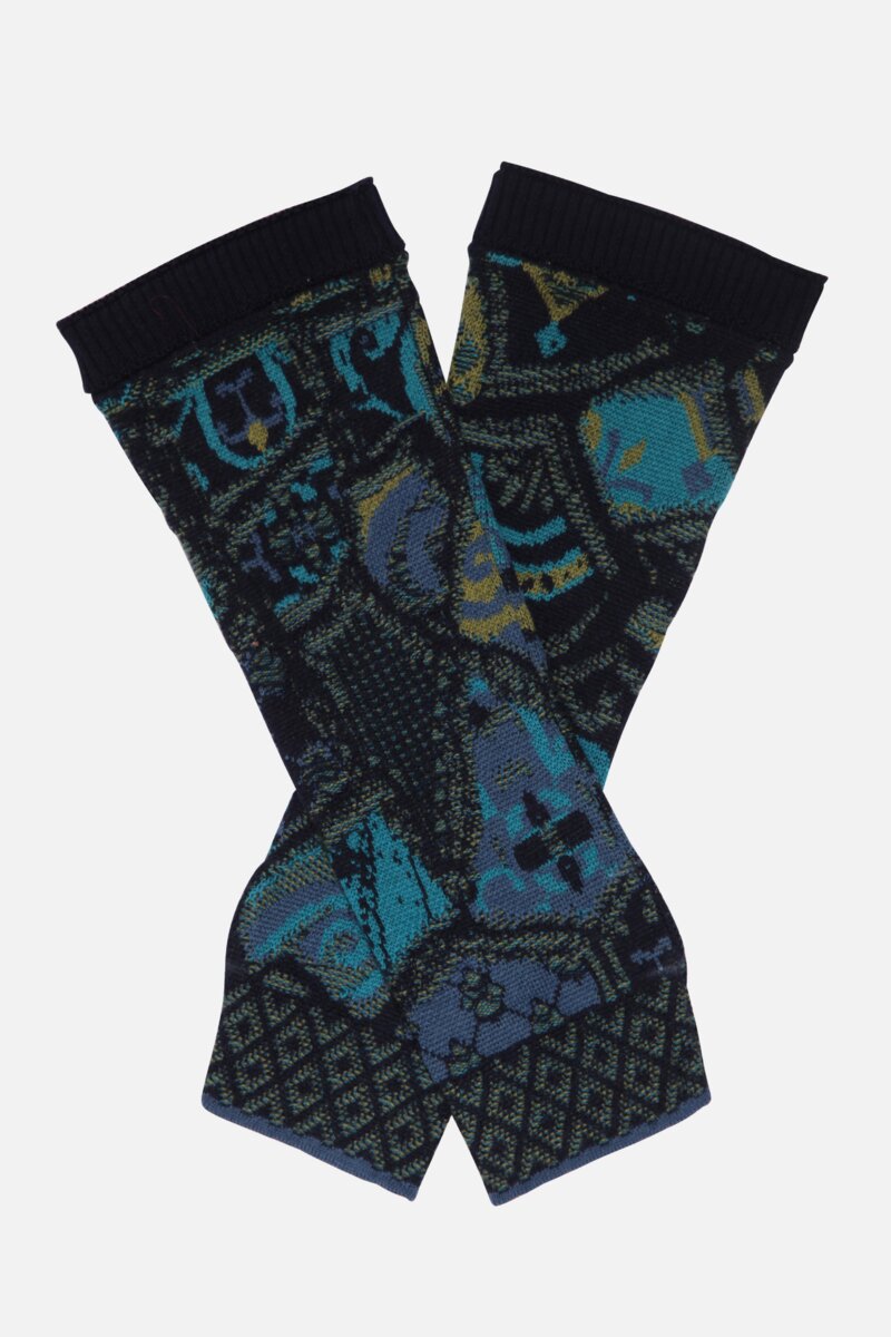 Handgelenkswärmer mit Trencar-Muster