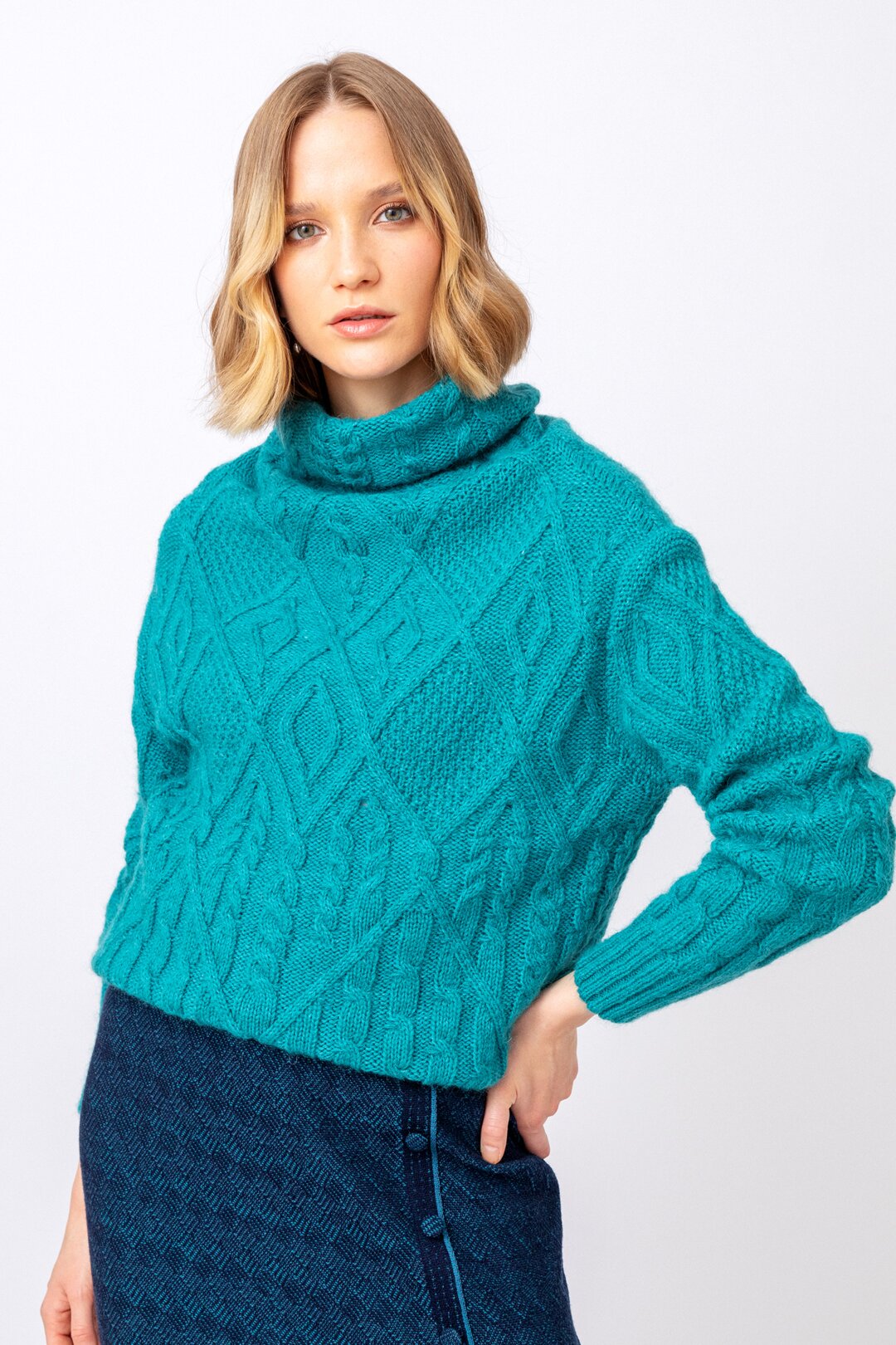 Structure Roll-Neck Pullover