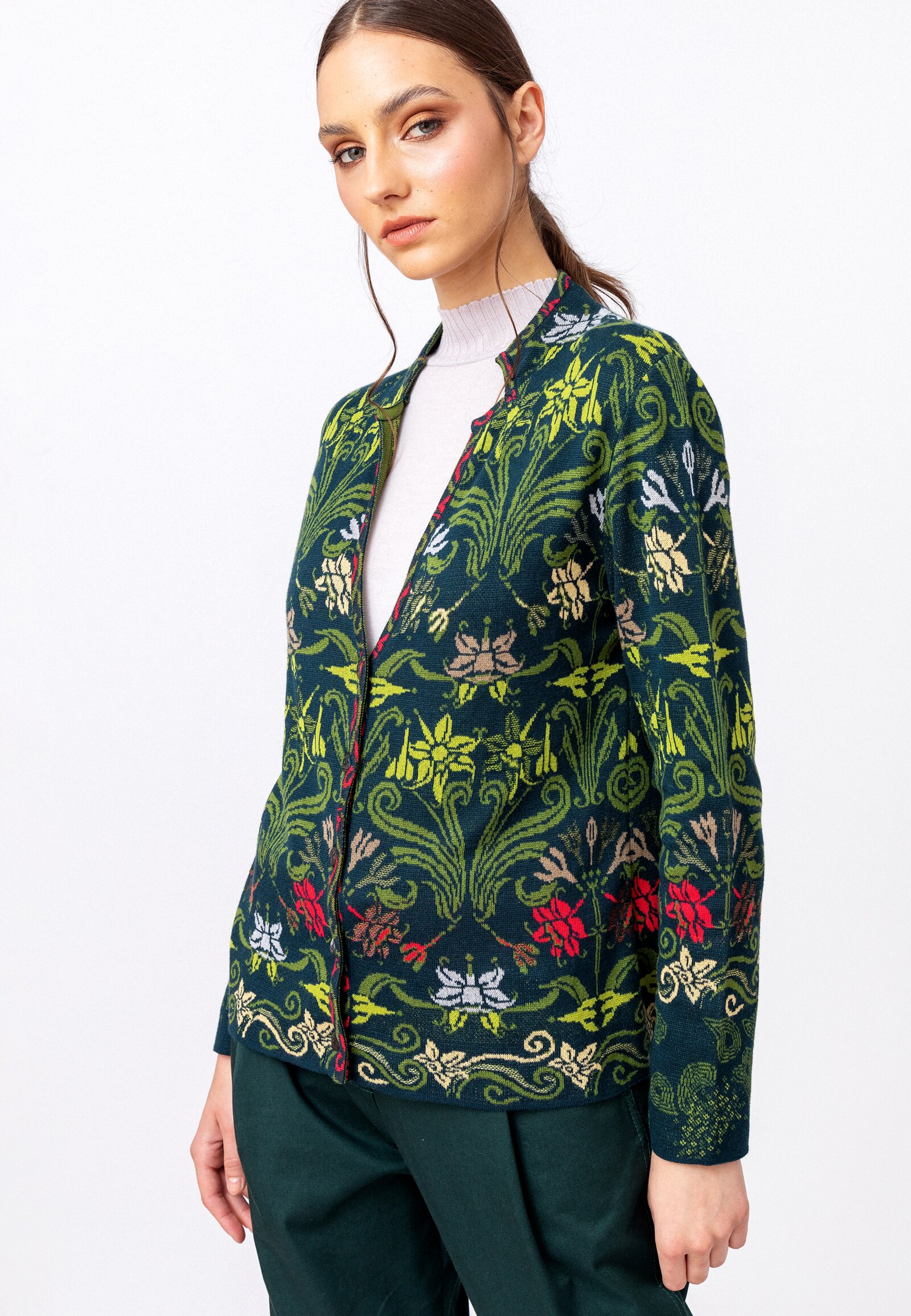 Jacquard Jacket, Grasset Floral Pattern - Knitted Jackets - Ivko Woman