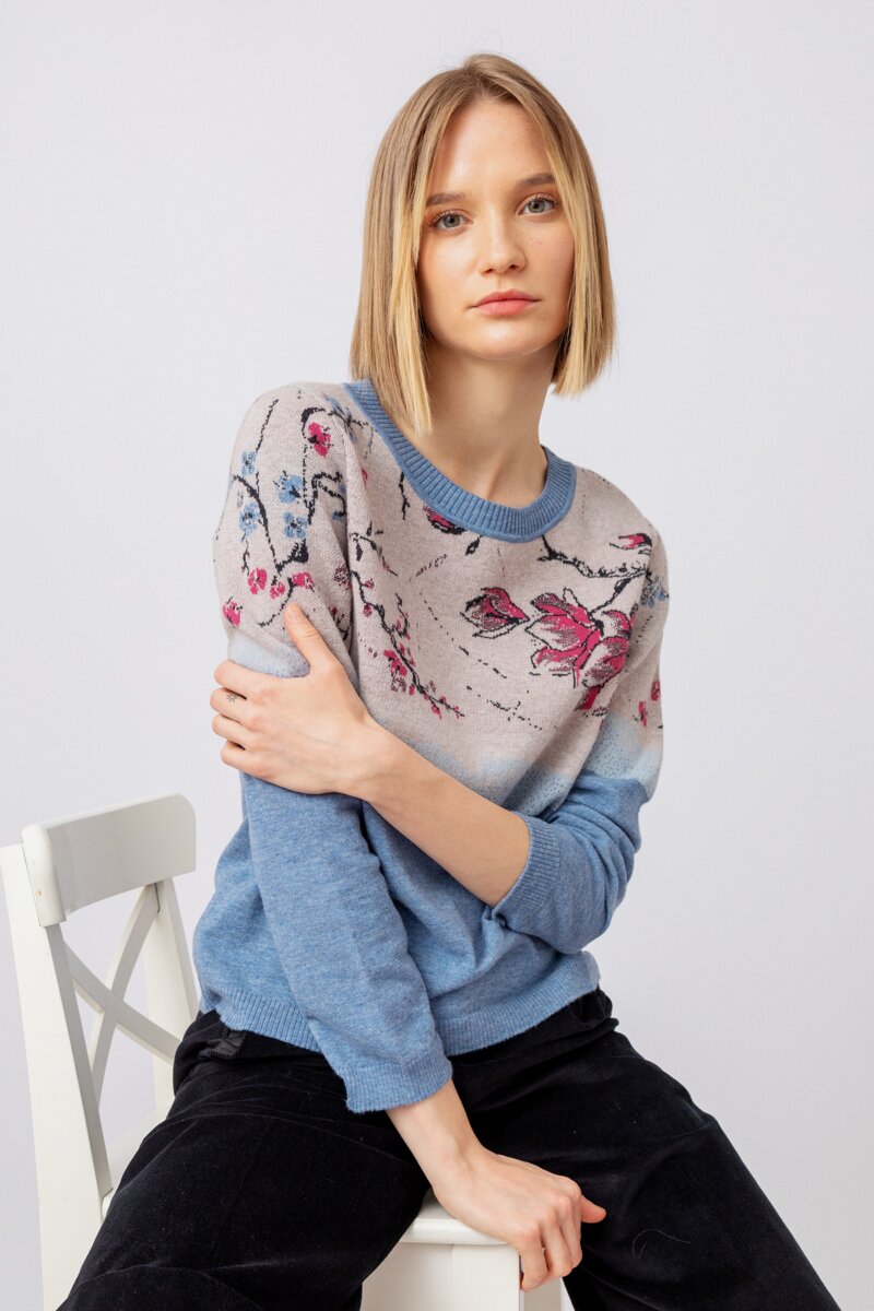 Jacquard Pullover mit Kirschblütenmuster