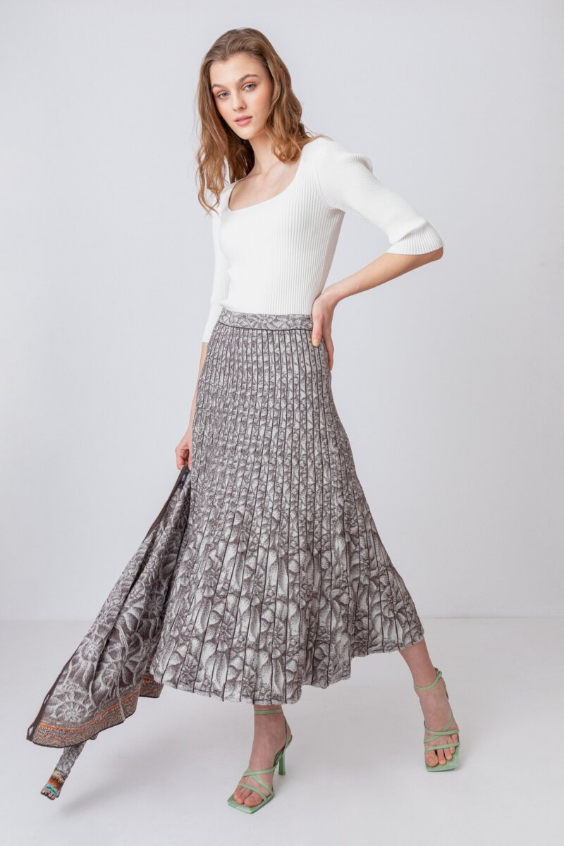 Skirt with Pleats, Sea Shell Pattern