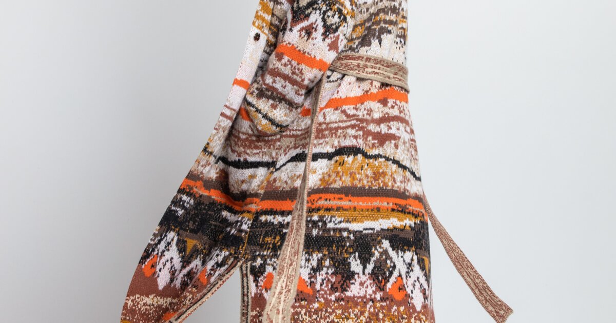 yuuuki！AMERI GLITTER JACQUARD JACKET Jacquard Jacket, Artistic Pattern - Nougat - Outerwear