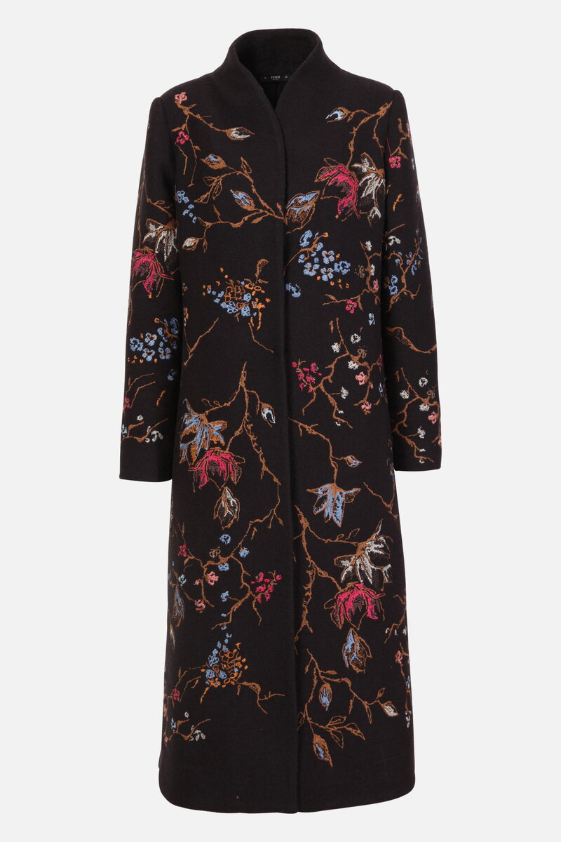 Kaput od kuvane vune sa vezom