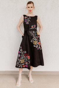 Linen dress with Floral Embroidery