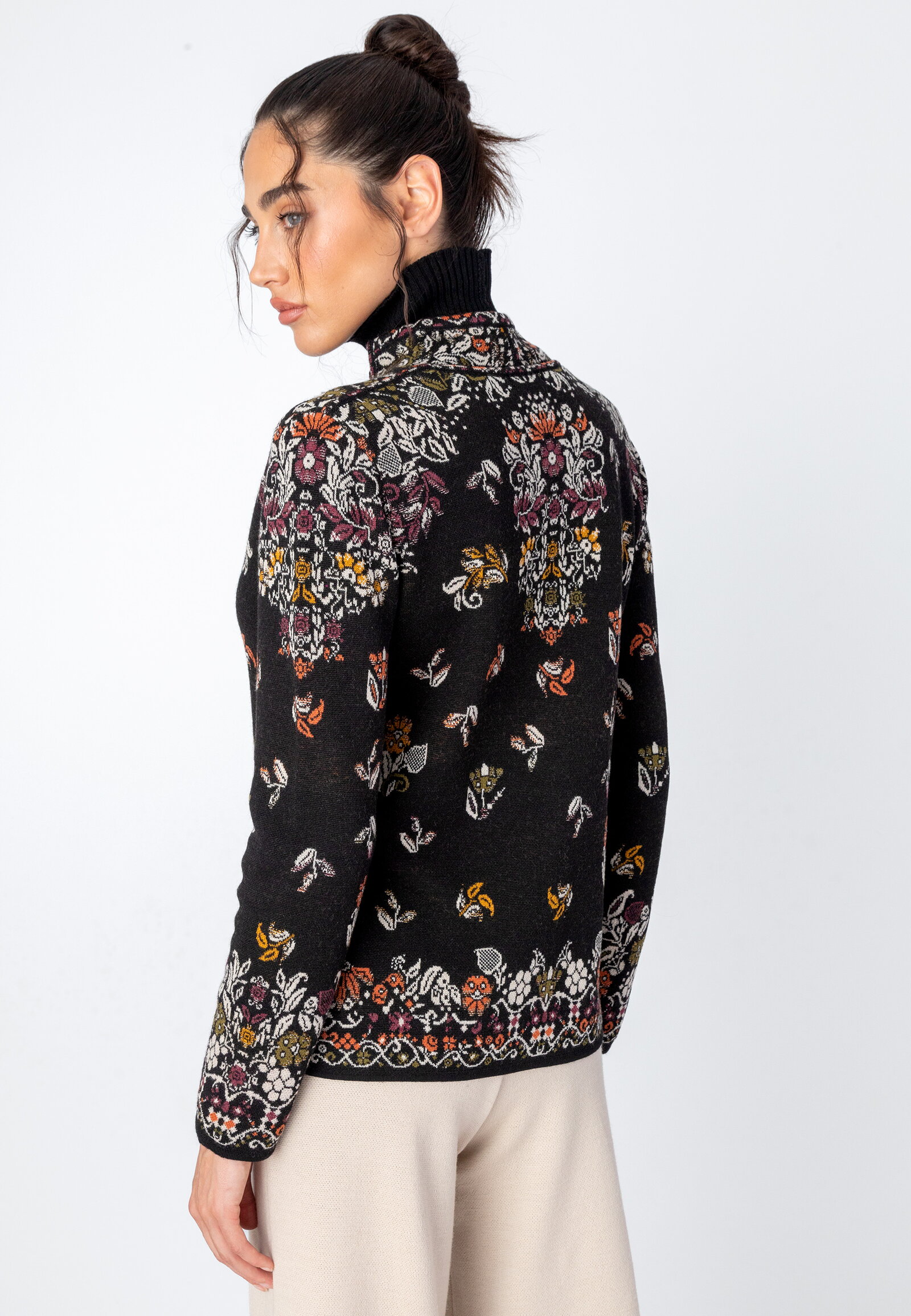 Jacquard Jacket, Floral Pattern - Cardigans - Ivko Woman