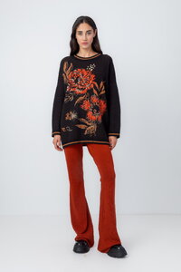 Oversized Pullover with Embroidery