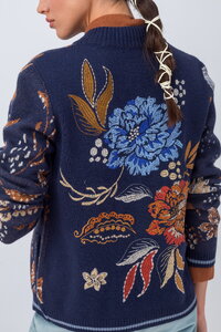 Jacquard-Jacke, Ornamentale Blume