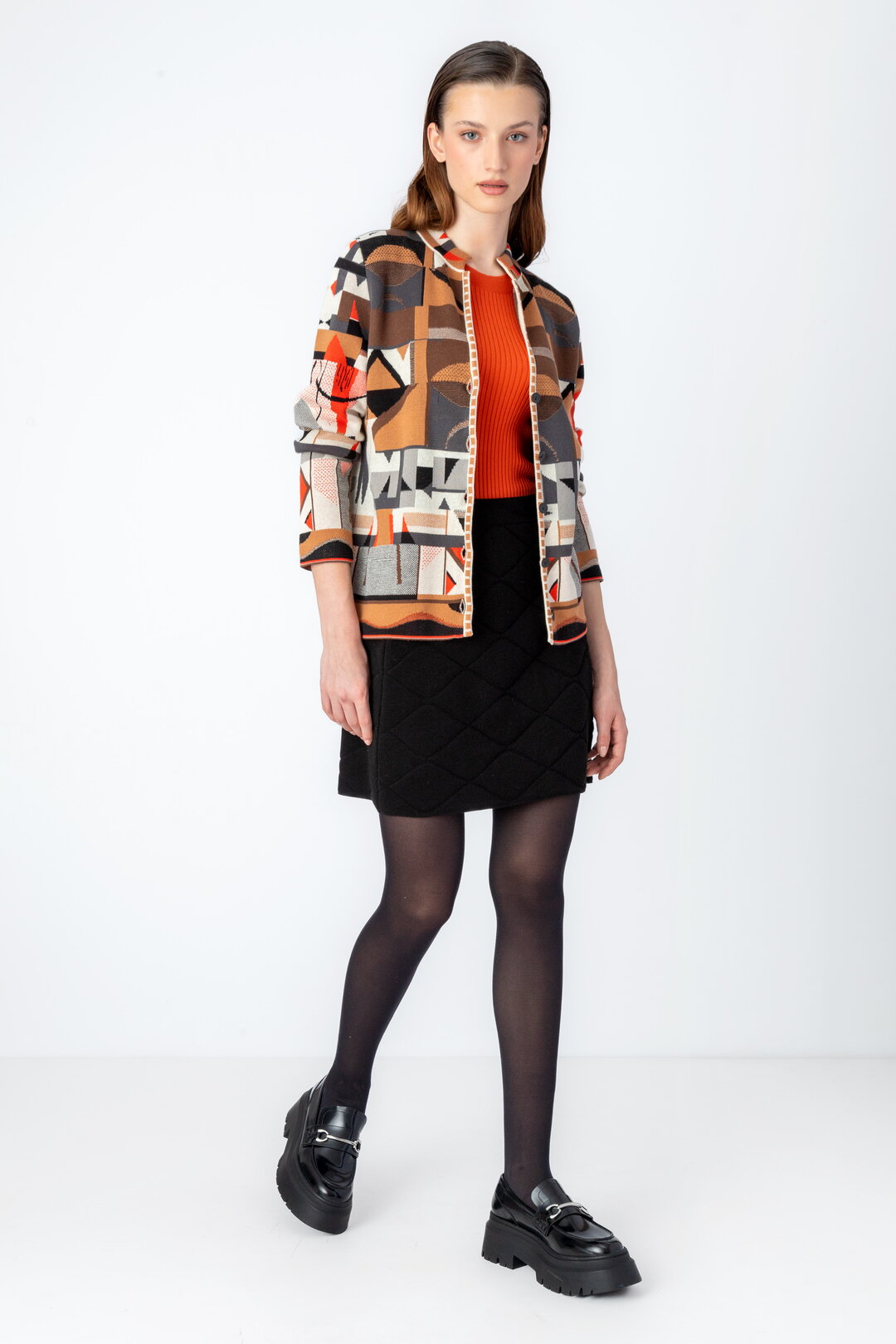 Jacquard-Strickjacke, Abstraktes Motiv