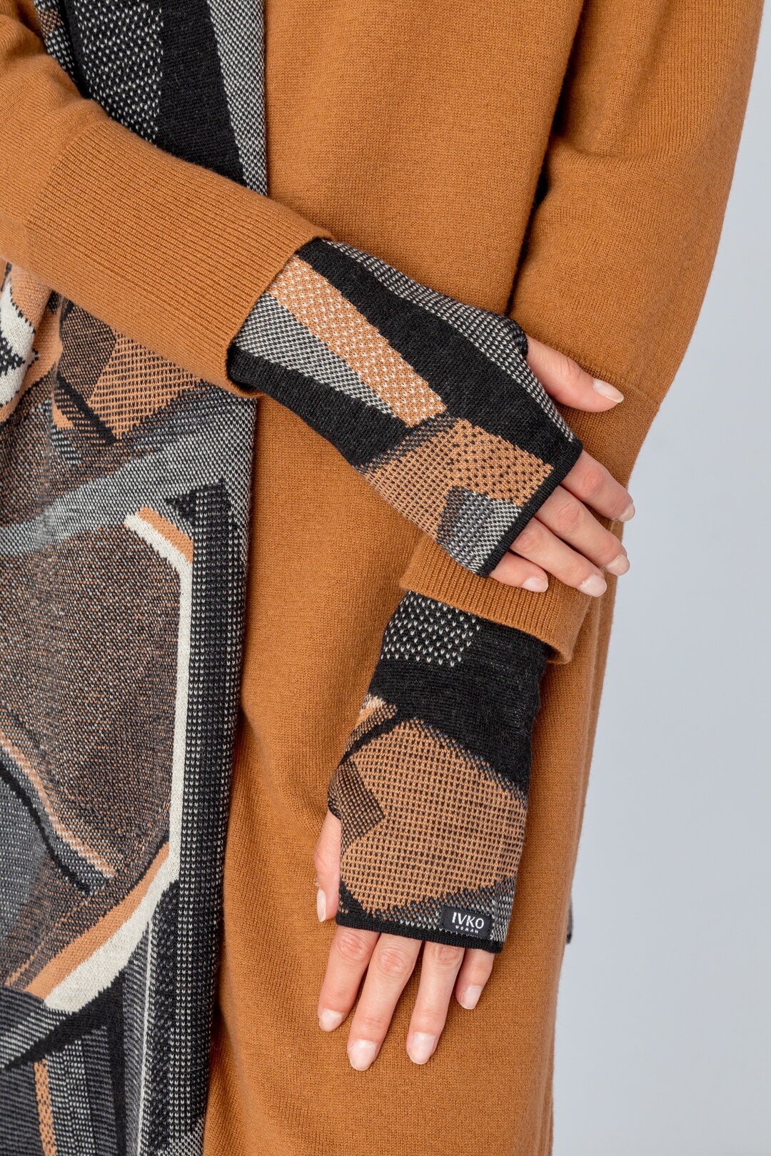 Wrist warmers, Abstract Pattern