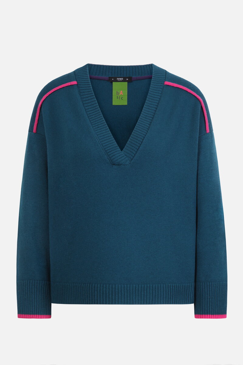 V-Neck Pullover, Contrasting Stripe