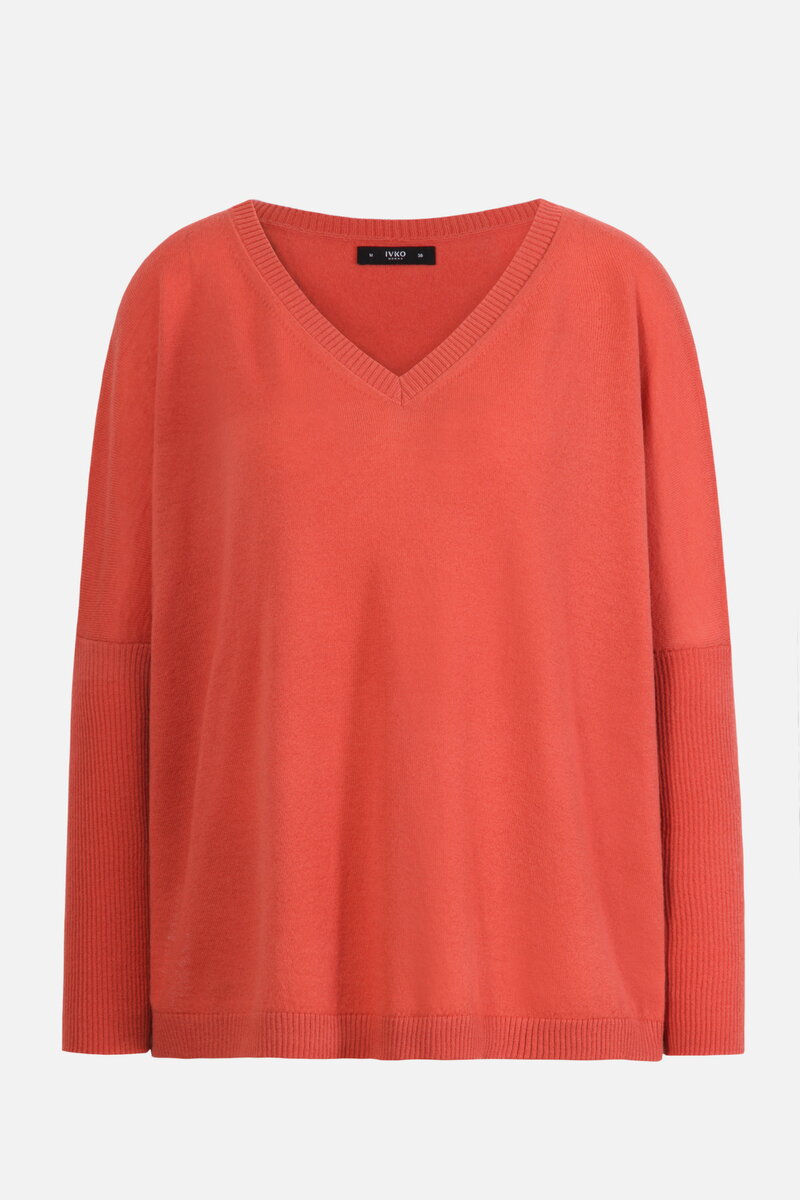 V-Neck Oversize Pullover