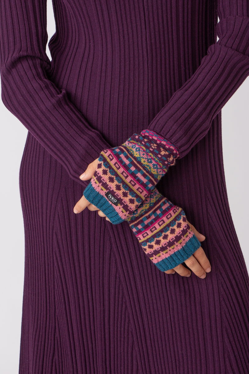 Wrist Warmers, Stripe Pattern