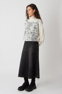 Rollneck Pullover, Favela Pattern