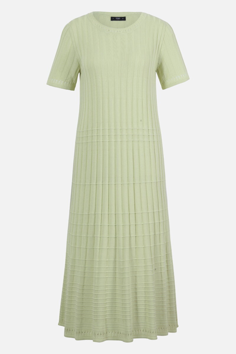 Solid O-Neck Ribbed Dress