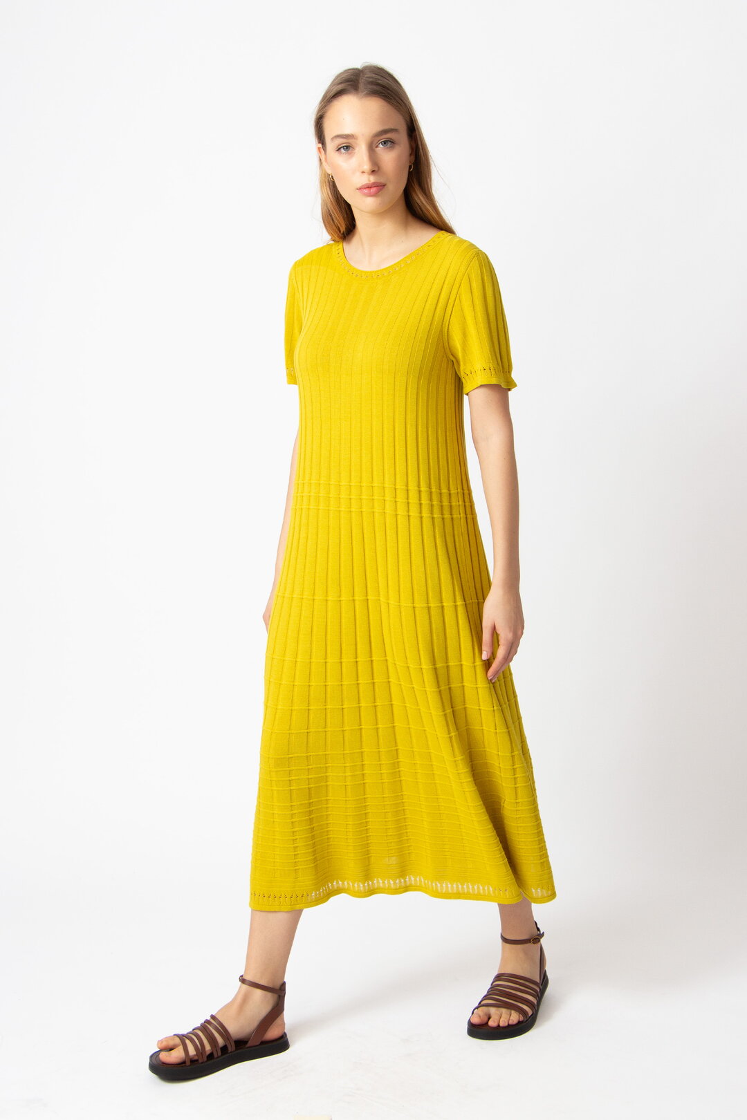 Solid O-Neck Ribbed Dress