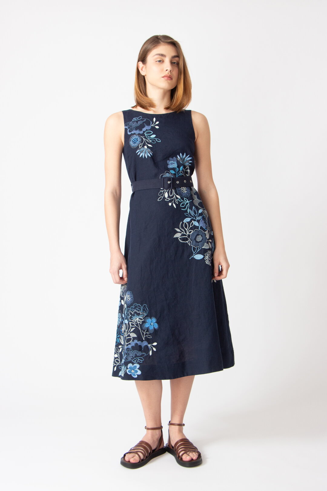 Linen dress with Floral Embroidery