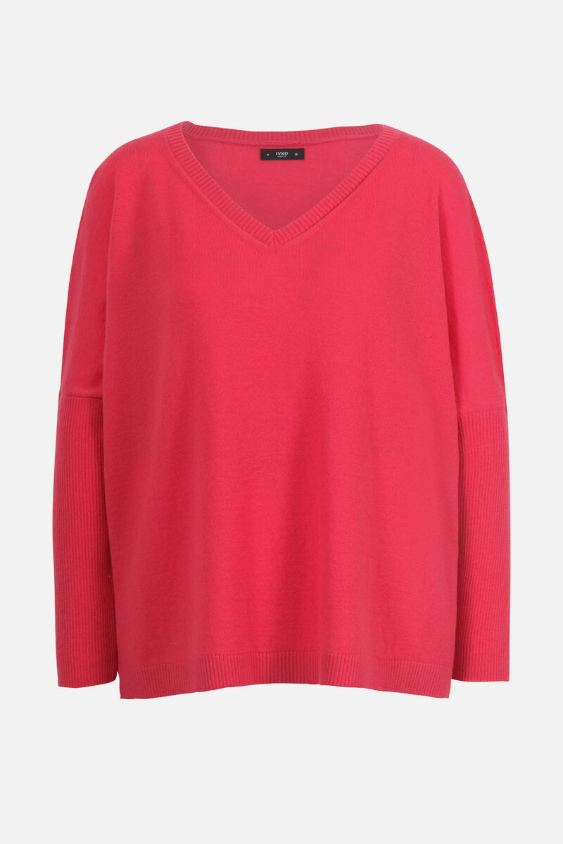 Oversize Pulover sa V-Izrezom