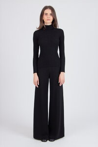 Gerippter Rollkragenpullover