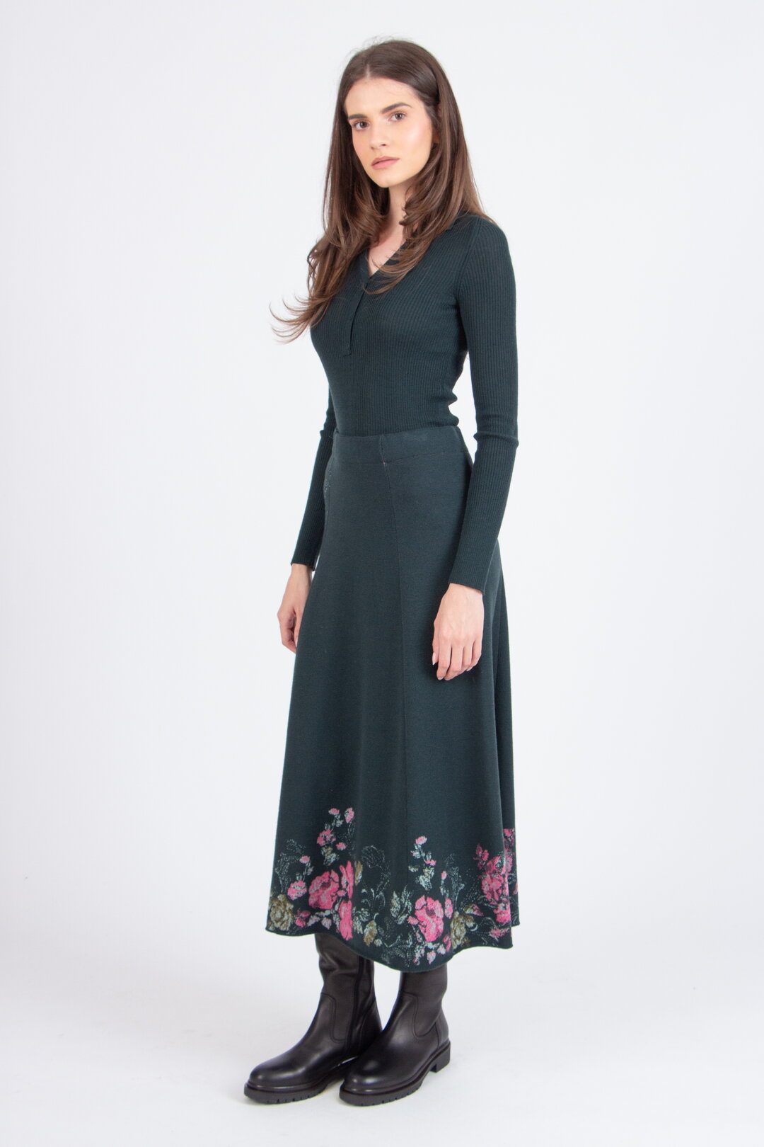 Midirock, Furnishing Florals Muster