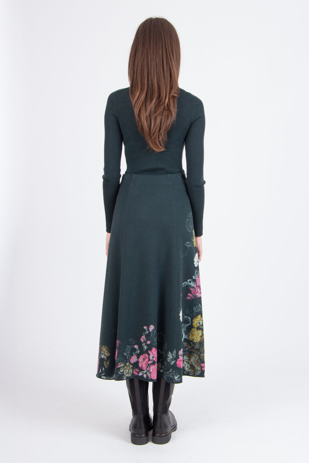 Midirock, Furnishing Florals Muster