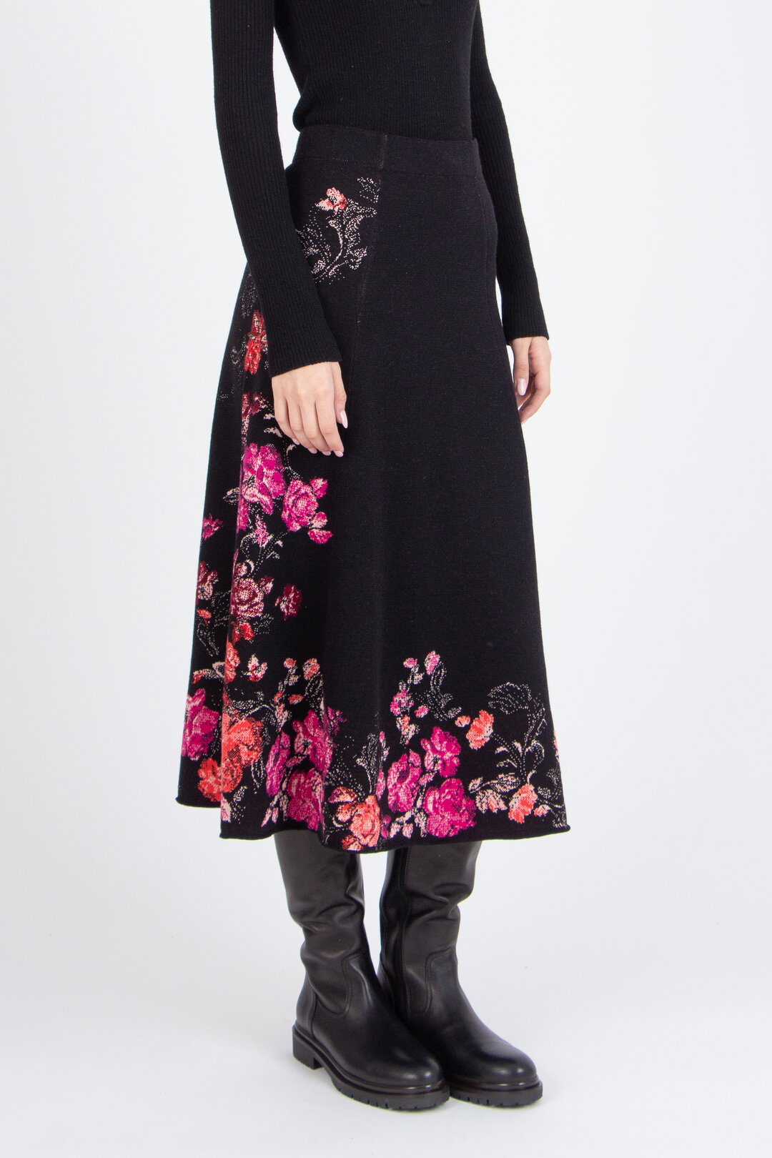 Midirock, Furnishing Florals Muster