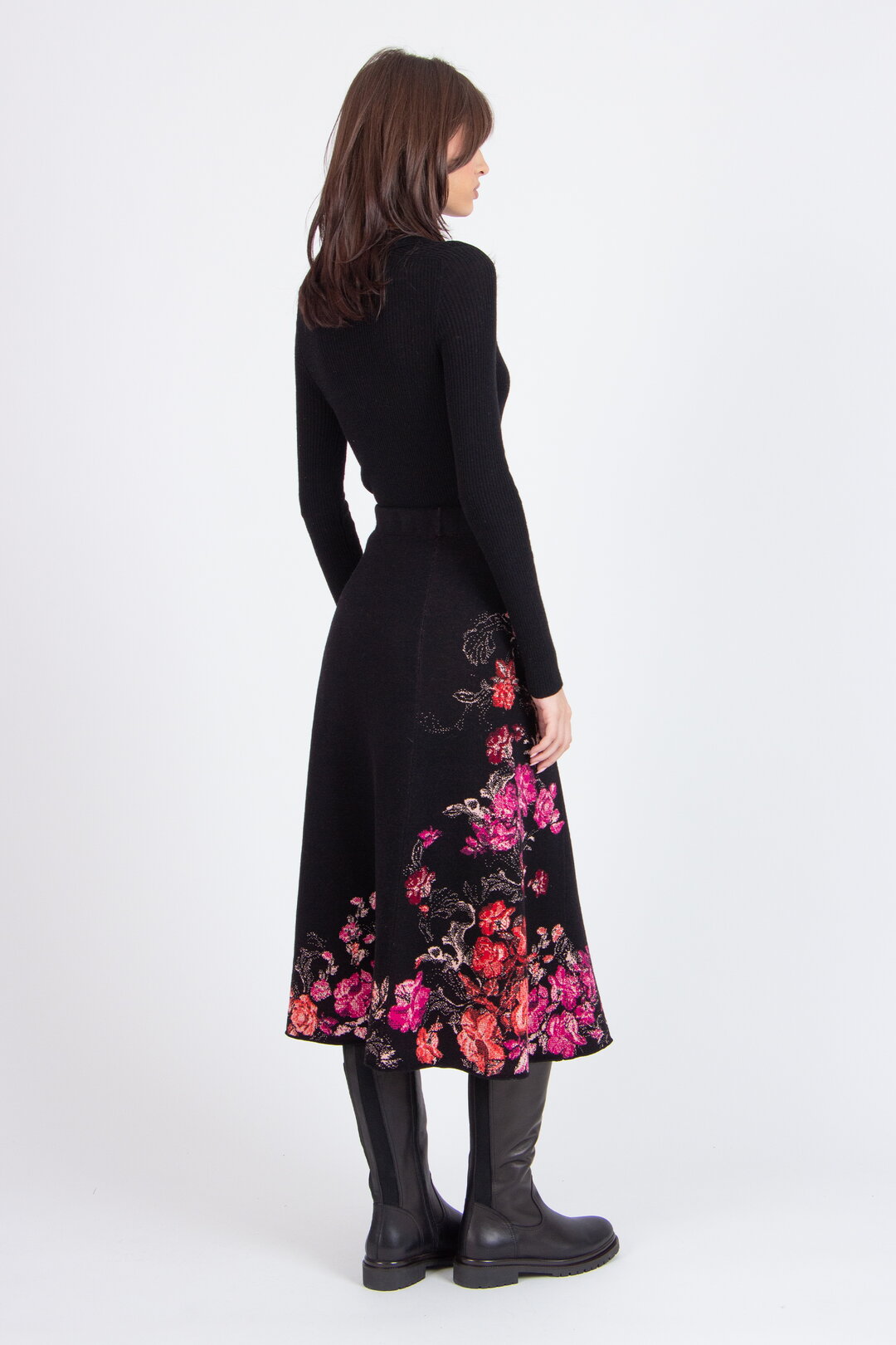 Midirock, Furnishing Florals Muster