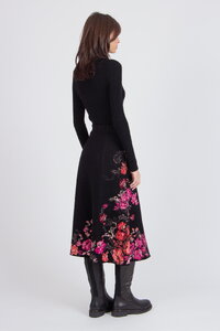 Midirock, Furnishing Florals Muster