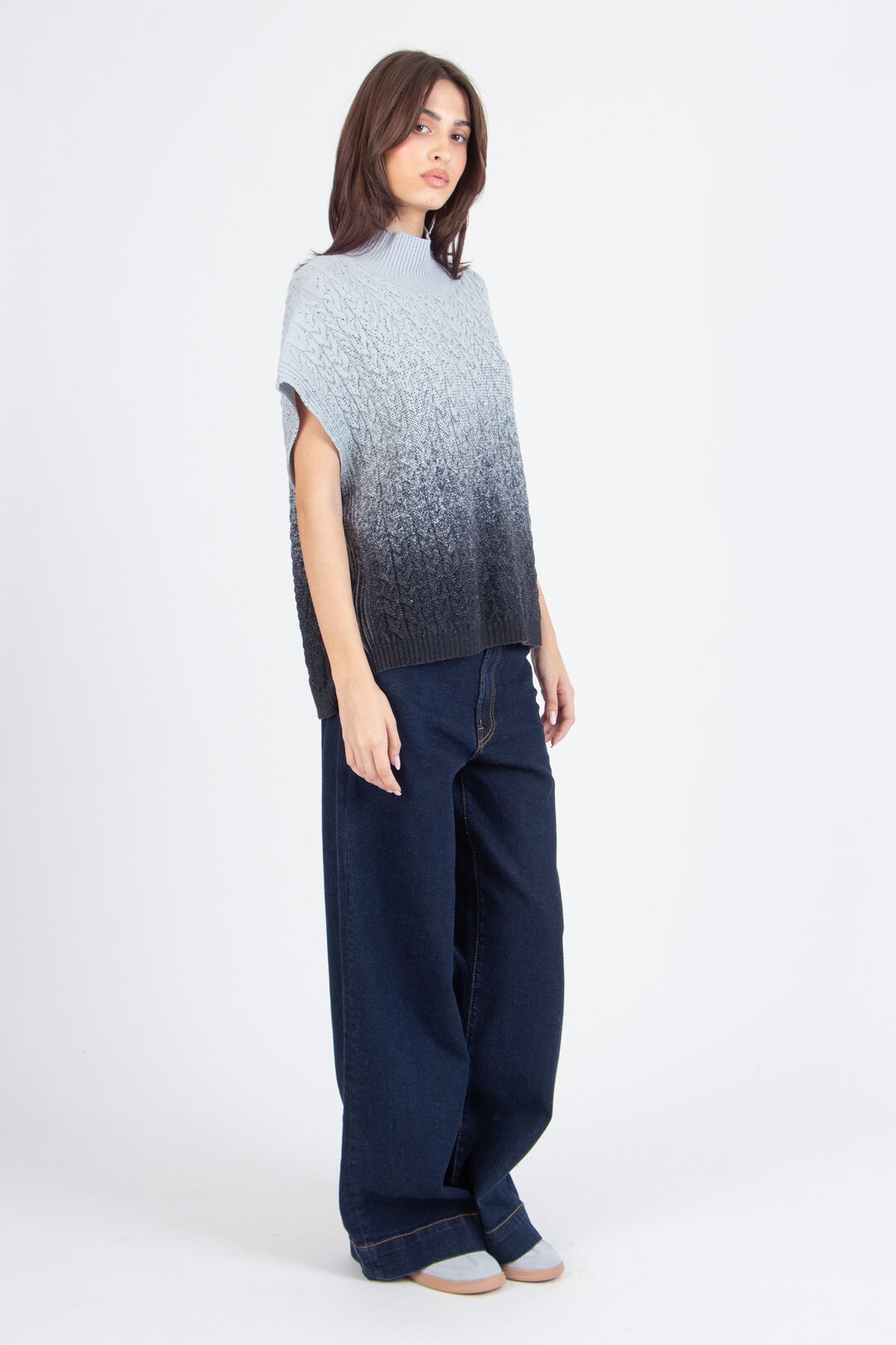 Bedruckter ärmelloser Pullover mit Rollkragen, Murmurationsmuster