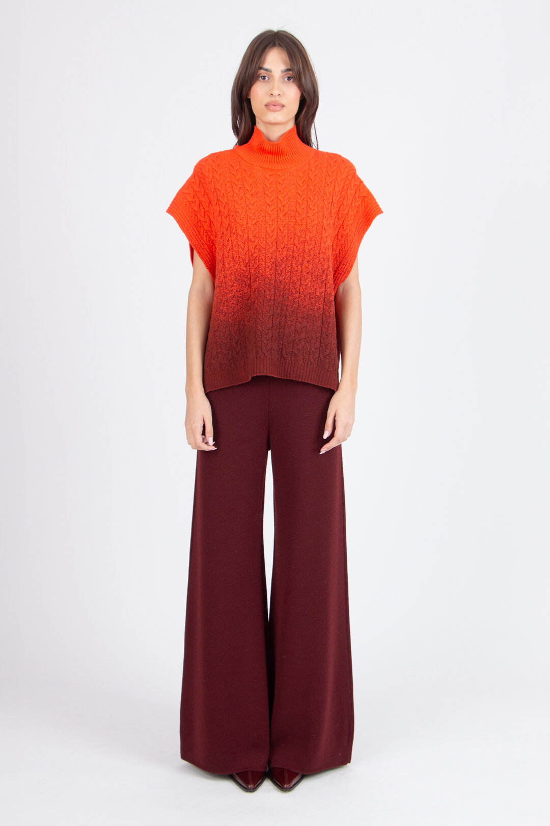 Bedruckter ärmelloser Pullover mit Rollkragen, Murmurationsmuster