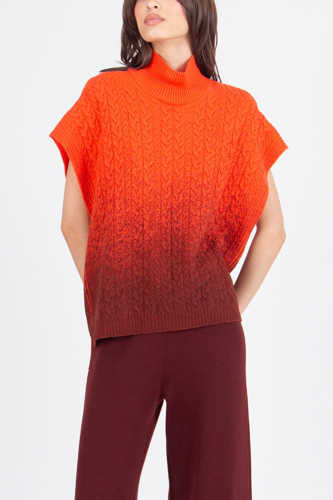 Bedruckter ärmelloser Pullover mit Rollkragen, Murmurationsmuster