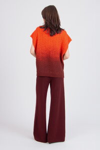 Bedruckter ärmelloser Pullover mit Rollkragen, Murmurationsmuster
