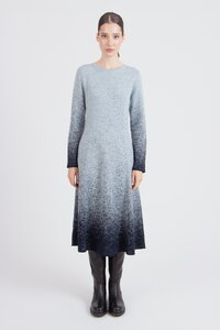 Langes Kleid mit U-Boot-Ausschnitt, Murmurationsmuster
