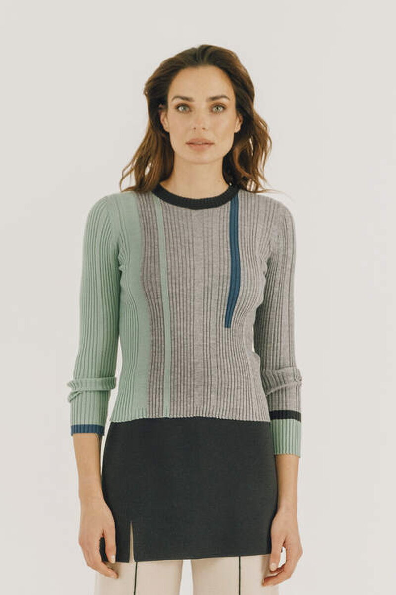 Gerippter Pullover, Kontraststreife