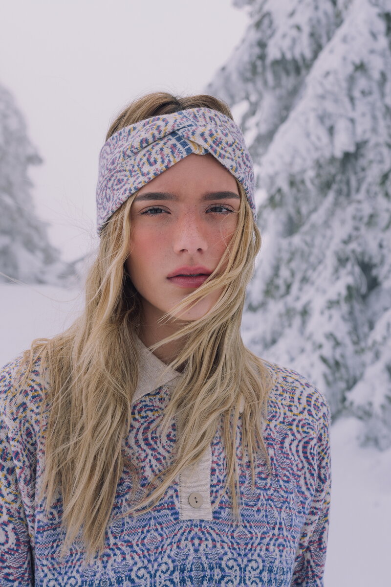 Pulover sa Kragnom, Ornament Motiv