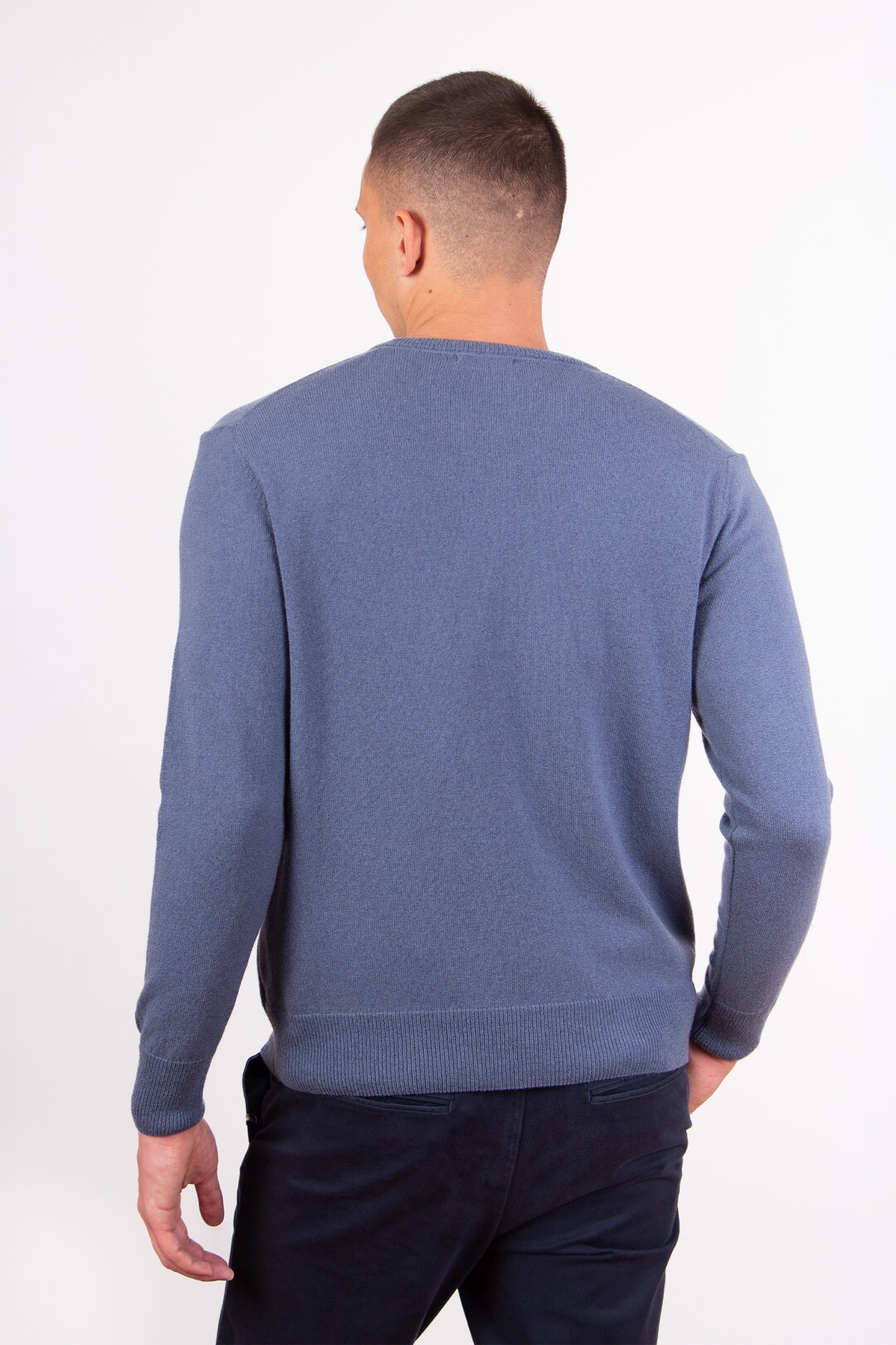 Man Pullover Crew Neck