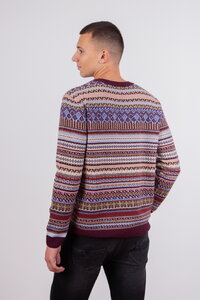 Herrenpullover im Fair-Isle-Muster