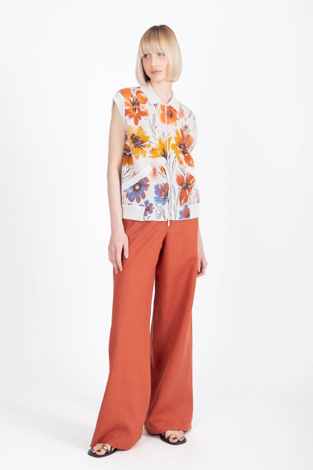 Žakardni Prsluk, Cvetni Motiv