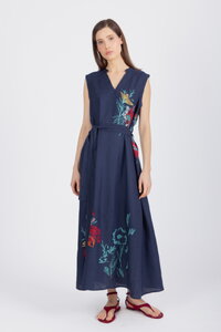 Lanena Haljina sa Vezom, Cvetni Motiv